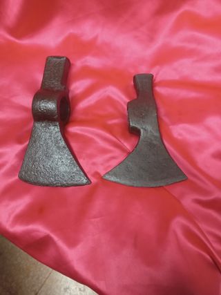 Lote de hachas antiguas