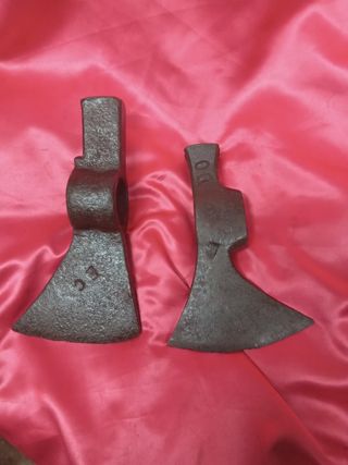 Lote de hachas antiguas