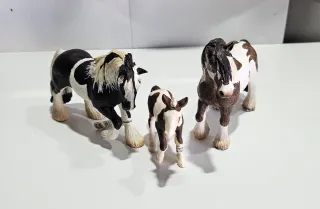 Familia de caballos Tinker Schleich