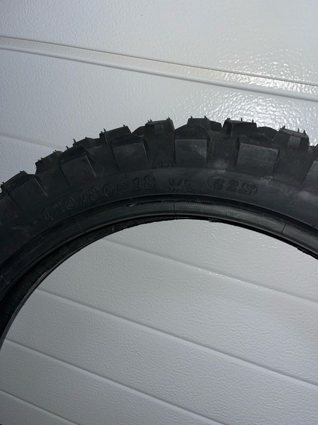 Neumático MAXXIS 120/80 R80 62S