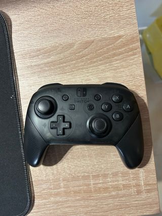 Nintendo Switch OLED bianco e blu