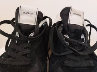 Zapatillas Scalpers Hombre Negras y Blancas