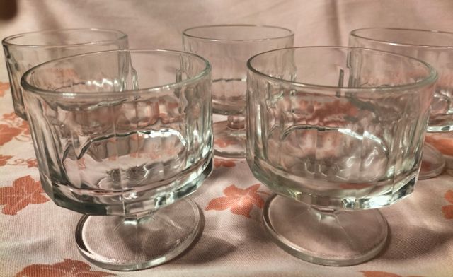 n. 9 COPPETTE DA DESSERT