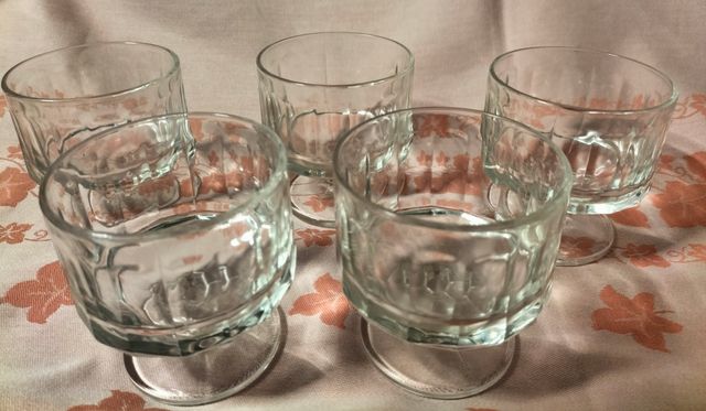 n. 9 COPPETTE DA DESSERT