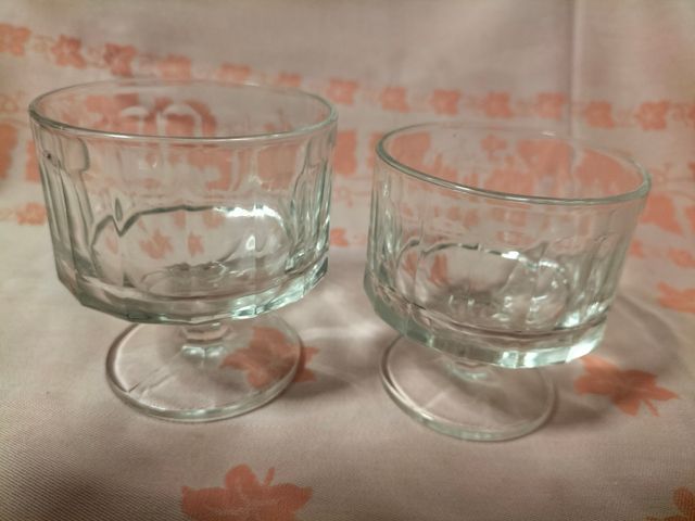 n. 9 COPPETTE DA DESSERT