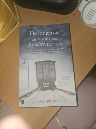 Libro De jongen die zijn vader naar Auschwitz volg