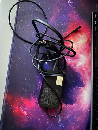 Microsoft Surface Pro 9 8GB/256GB + Accesorios