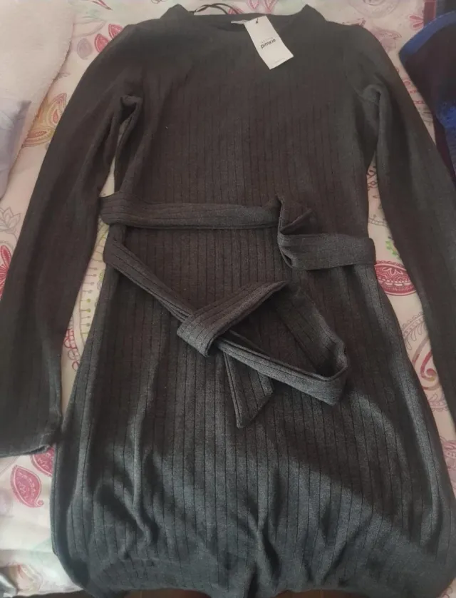 ABITO GRIGIO CON CINTURA