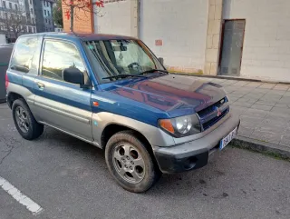 Mitsubishi io 2001