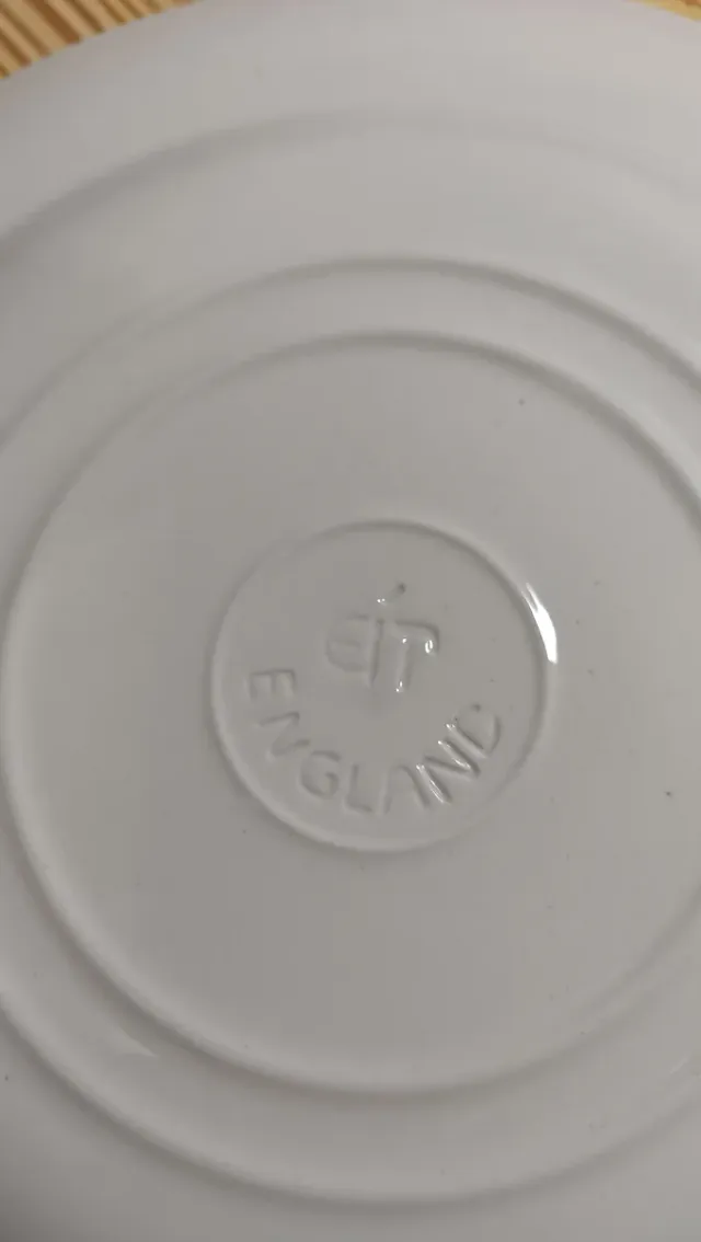 Stoviglie complete in porcellana vintage EÍT® 20 pezzi