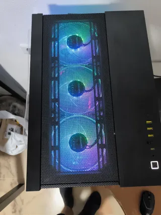 Torre PC Gama Alta RGB Negra