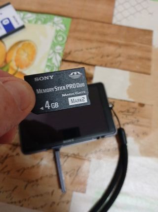 Sony Cyber-shot DSC-T700 Fotocamera Digitale