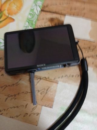 Sony Cyber-shot DSC-T700 Fotocamera Digitale