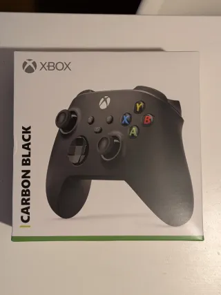 Mando Xbox Series Carbon Black precintado.