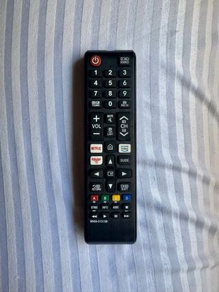 TV Samsung 32”