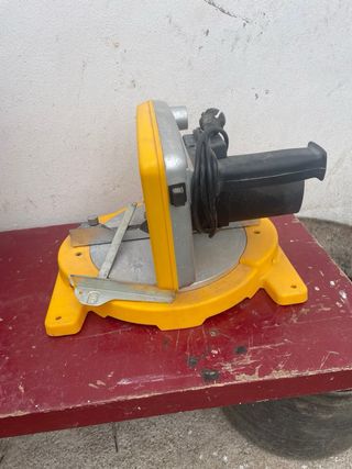 Einhell BKG 210 Sierra Ingletadora