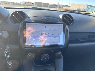 Mazda 2 2007
