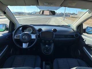 Mazda 2 2007