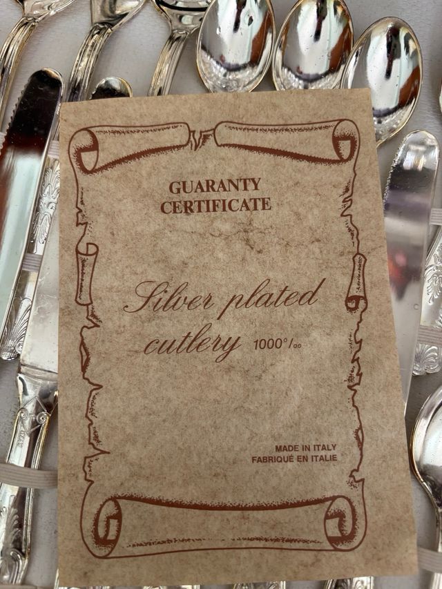 Vajilla de plata antigua