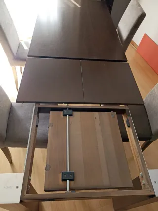 Mesa comedor extensible + 4 sillas