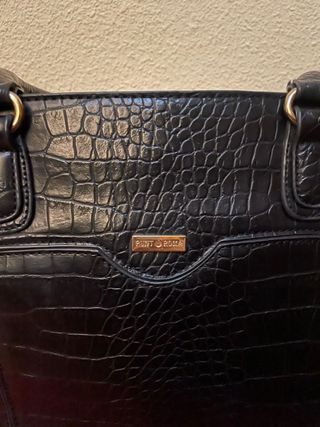 Bolso negro Punto Roma efecto piel cocodrilo