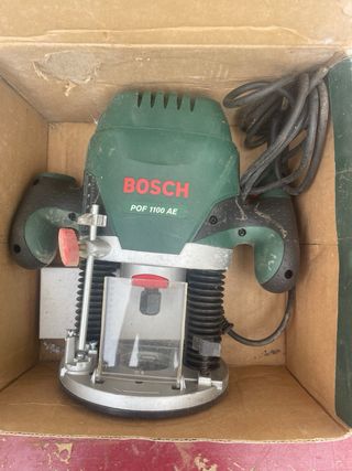Fresadora Bosch POF 1100 AE