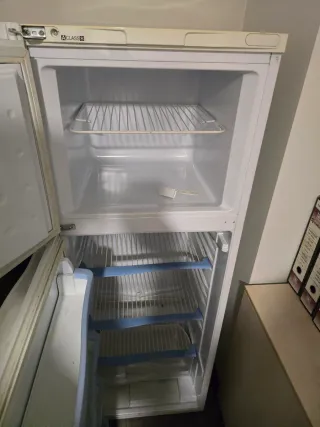 Nevera Indesit mediana