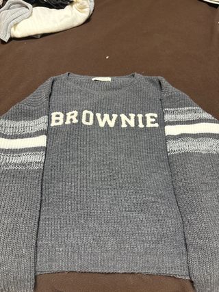 Jersey Brownie gris con rayas blancas