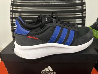 Zapatillas Adidas Negras y Azules