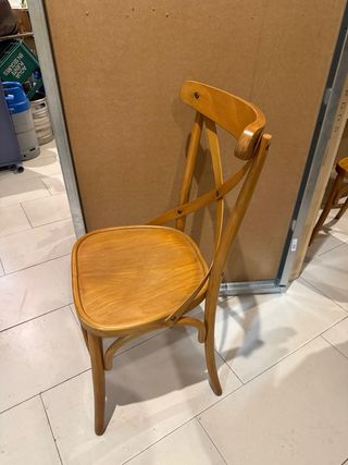 Sillas de madera estilo bistró