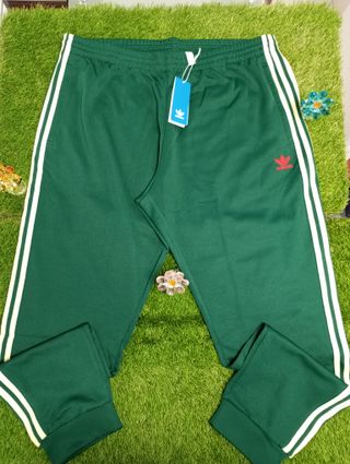 Pantalón chándal Adidas de hombre Vintage.