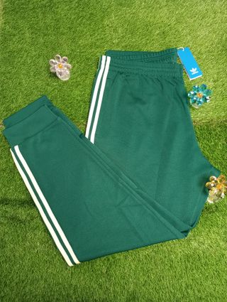 Pantalón chándal Adidas de hombre Vintage.