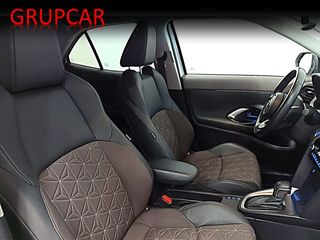 Toyota Yaris Cross Hybrid FWD Style