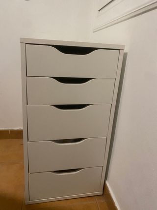 Cassettiera bianca Ikea a 5 cassetti