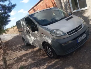 Opel Vivaro 2006