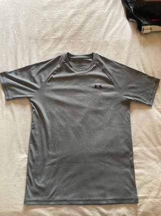 Camiseta Under Armour transpirable gris Talla M