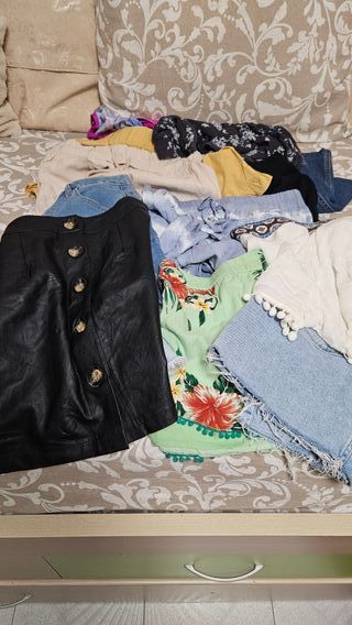 Lote 2: Pantalones y Faldas Cortas Mujer