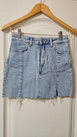 Lote 2: Pantalones y Faldas Cortas Mujer