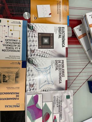 Libros de primero de Ingeniería Informática