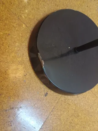 Lámpara de pie negra y blanca