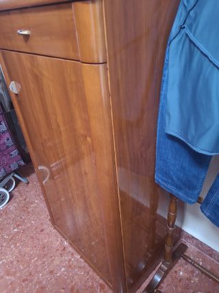 Mueble zapatero de madera