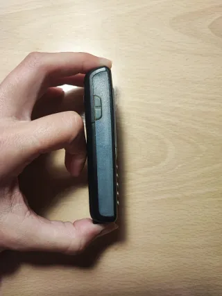 Sony Ericsson T226, con batería