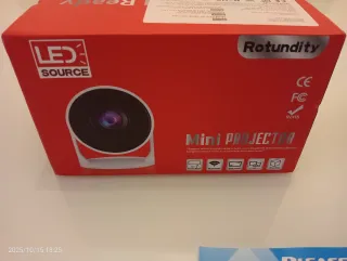 Mini proyector LED Rotundity