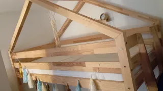 Litera casita madera natura sin colchones