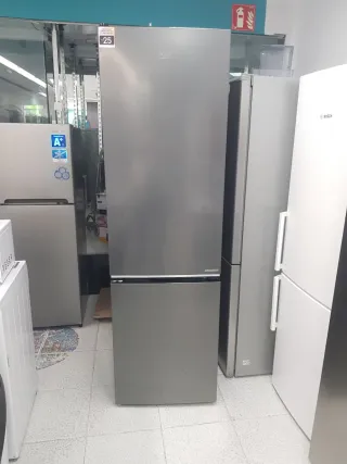 Nevera Combi Beko 2m con garantía 