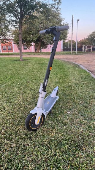 Patín eléctrico Ninebot KickScooter Max G30