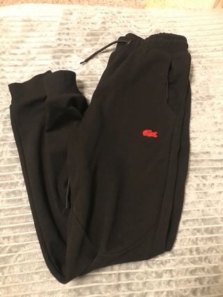 Conjunto Chándal Lacoste Negro y Rojo