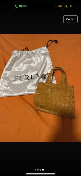Bolso Furla estampado cocodrilo camel