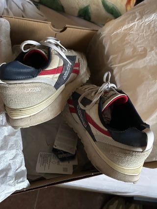 Reebok LX2200