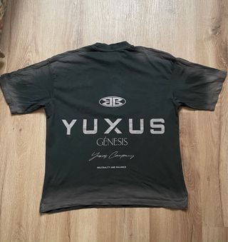 Camiseta YUXUS Negra